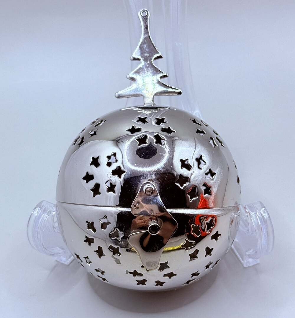 Christmas Tree Giving Ball Silver Plated Potpourri Ornament Star Cut Outs 4”